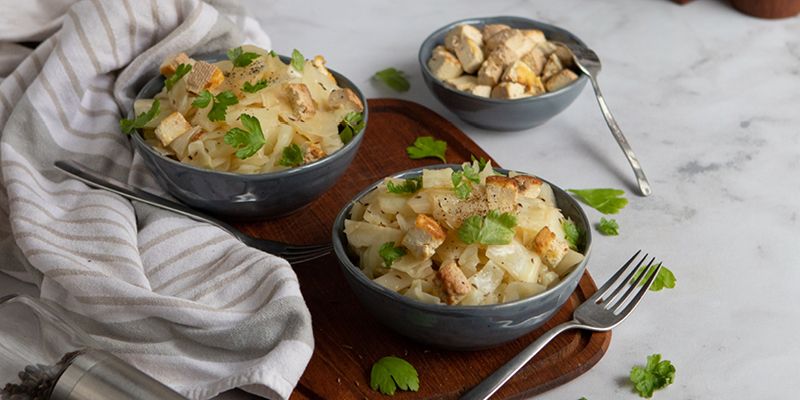Weißkohlsalat mit Räuchertofu