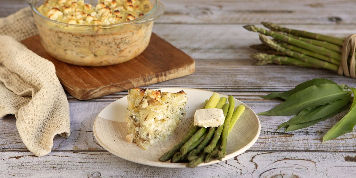 Grüner Spargel mit Bärlauchkuchen