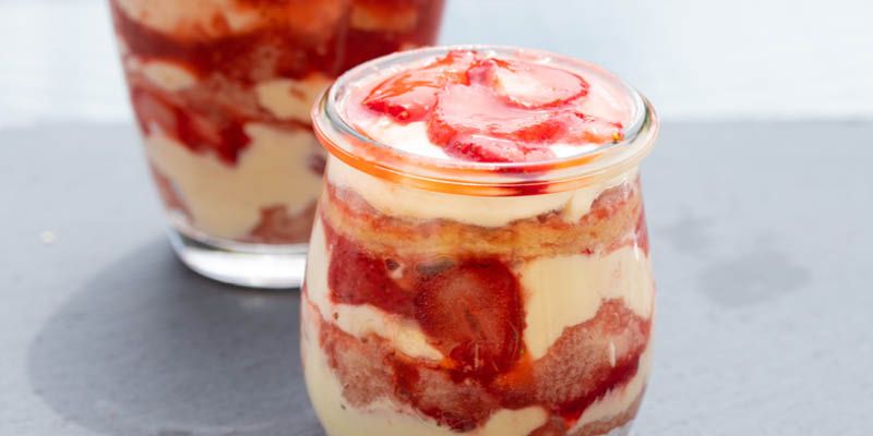 Erdbeer-Tiramisu im Glas